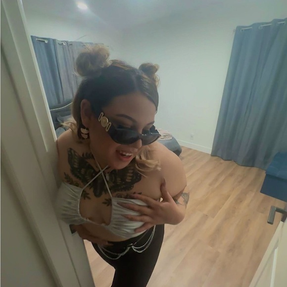 Women Squre Neck Buckle Strap Cami Crop Tube Top - Picture 2 of 3